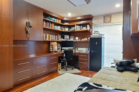 2330 Dover Weston FL 33326