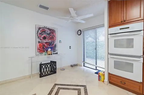2330 Dover Weston FL 33326