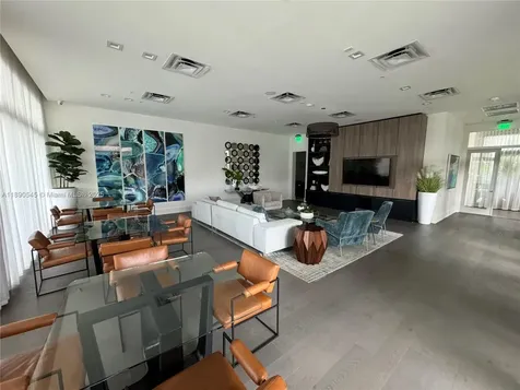 8283 NW 47th Lane Doral FL 33166