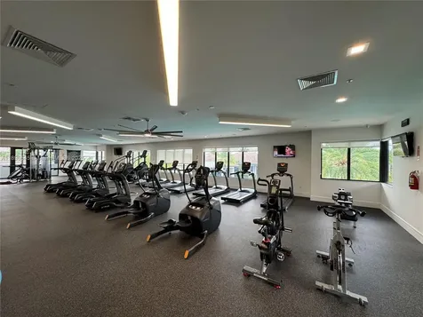 8283 NW 47th Lane Doral FL 33166