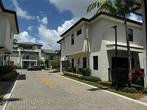8283 NW 47th Lane Doral FL 33166