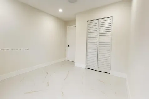 3801 NE 16th Terrace Oakland Park FL 33334