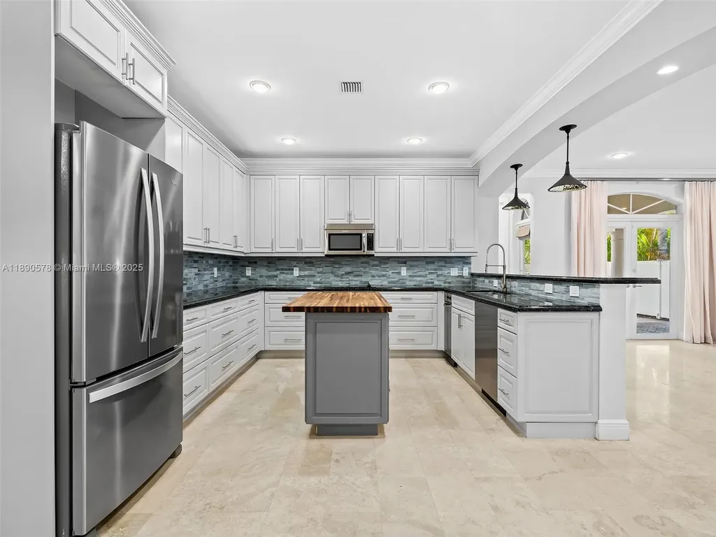 821 SE 2nd Court Fort Lauderdale FL 33301