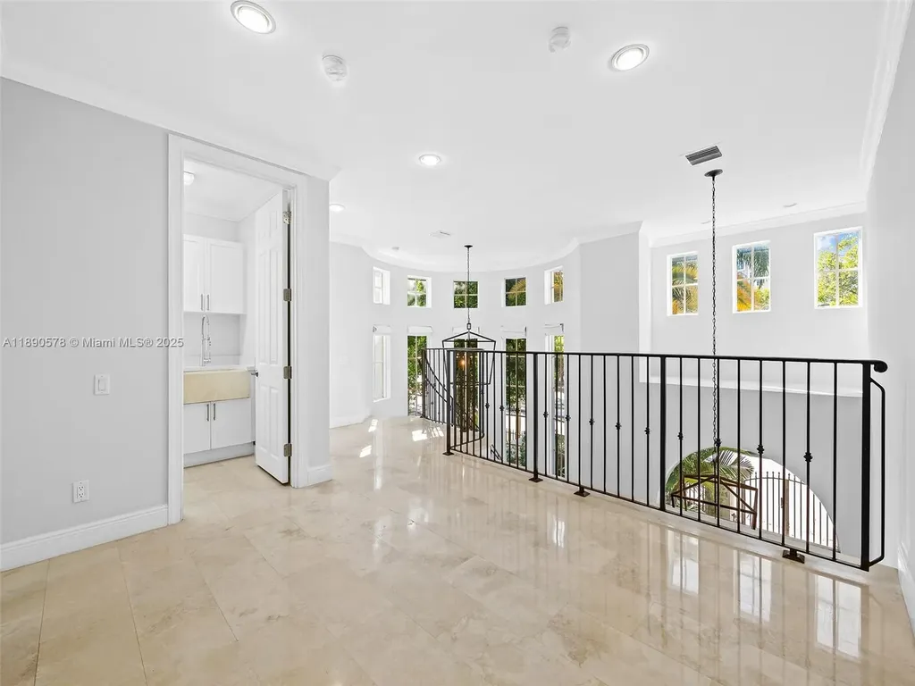 821 SE 2nd Court Fort Lauderdale FL 33301