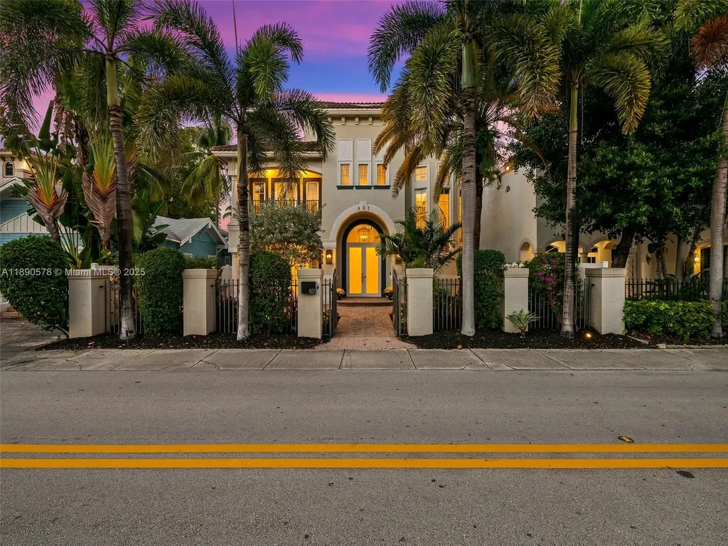 821 SE 2nd Court Fort Lauderdale FL 33301