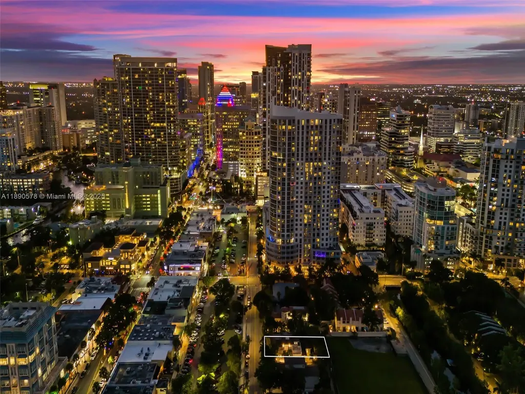 821 SE 2nd Court Fort Lauderdale FL 33301