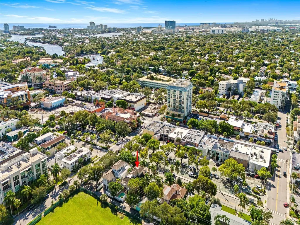 821 SE 2nd Court Fort Lauderdale FL 33301