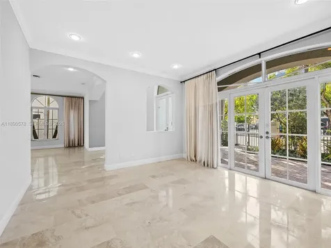 821 SE 2nd Court Fort Lauderdale FL 33301