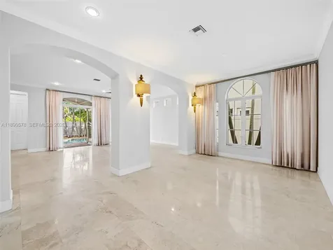 821 SE 2nd Court Fort Lauderdale FL 33301