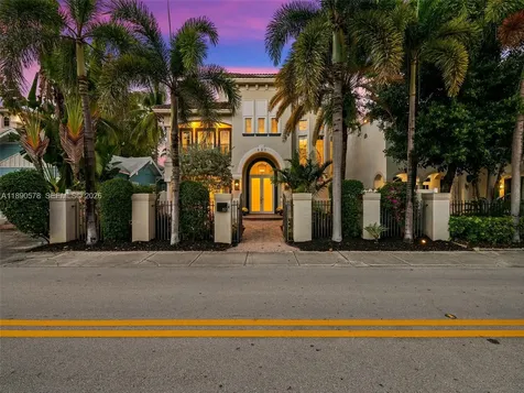 821 SE 2nd Court Fort Lauderdale FL 33301