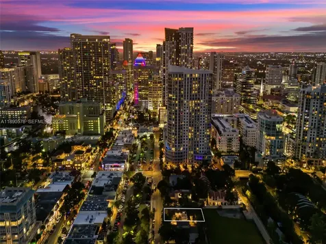 821 SE 2nd Court Fort Lauderdale FL 33301