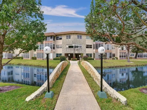 3506 NW 49th Avenue Lauderdale Lakes FL 33319