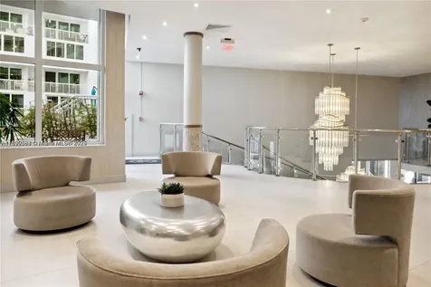 5401 E Collins Avenue Miami Beach FL 33140