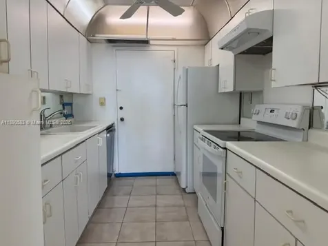 5401 E Collins Avenue Miami Beach FL 33140