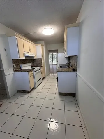 250 Jacaranda Drive Plantation FL 33324