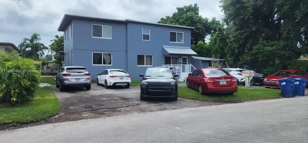 6240 SW 21st Street Miami FL 33155