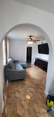 6240 SW 21st Street Miami FL 33155