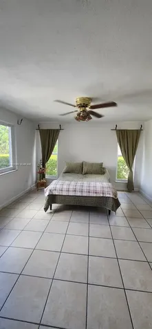 6240 SW 21st Street Miami FL 33155