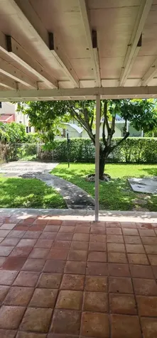 6240 SW 21st Street Miami FL 33155