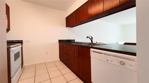 1200 Brickell Bay Drive Miami FL 33131
