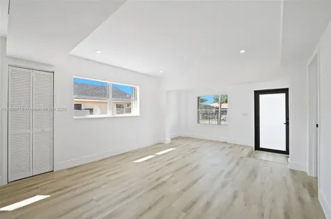 1842 NW 67th Street Miami FL 33147