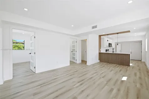 1842 NW 67th Street Miami FL 33147