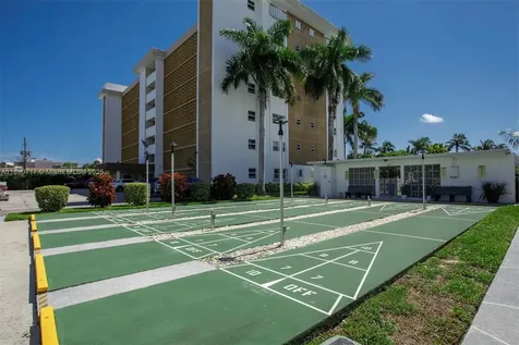 2970 NE 16th Avenue Oakland Park FL 33334
