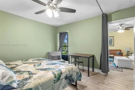 2970 NE 16th Avenue Oakland Park FL 33334