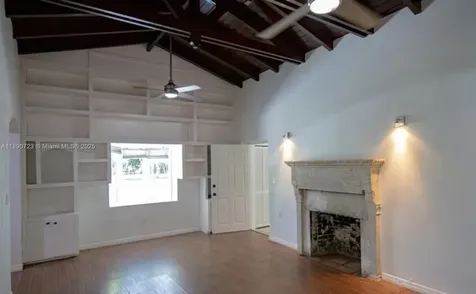 3050 Alton Road Miami Beach FL 33140