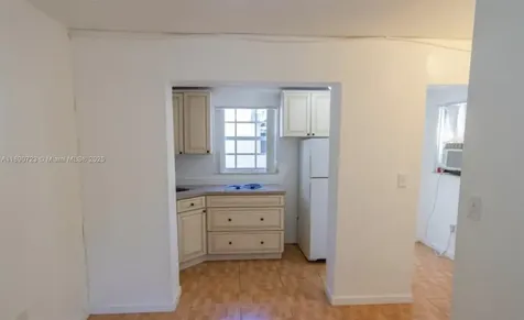 3050 Alton Road Miami Beach FL 33140