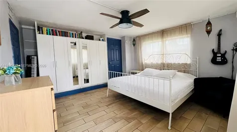801 Meridian Avenue Miami Beach FL 33139