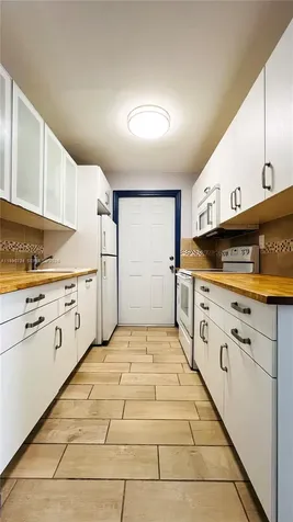 801 Meridian Avenue Miami Beach FL 33139