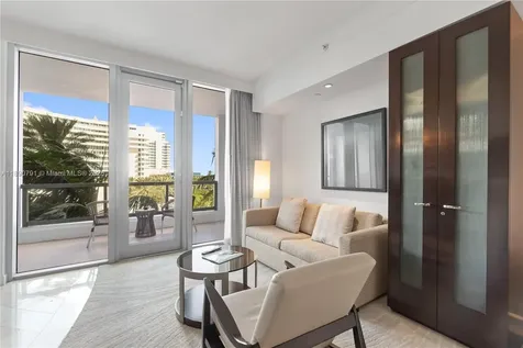 4391 Collins Avenue Miami Beach FL 33140