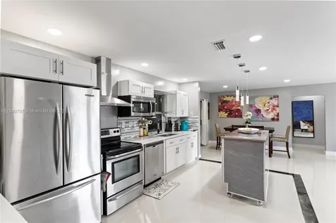 8517 NW 57th Court Tamarac FL 33321