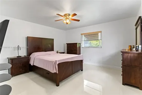 8517 NW 57th Court Tamarac FL 33321