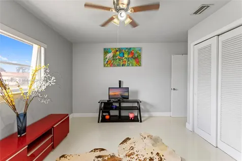 8517 NW 57th Court Tamarac FL 33321
