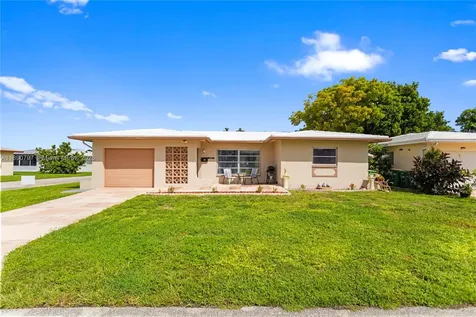 8517 NW 57th Court Tamarac FL 33321