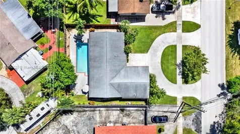 18811 SW 97th Avenue Cutler Bay FL 33157