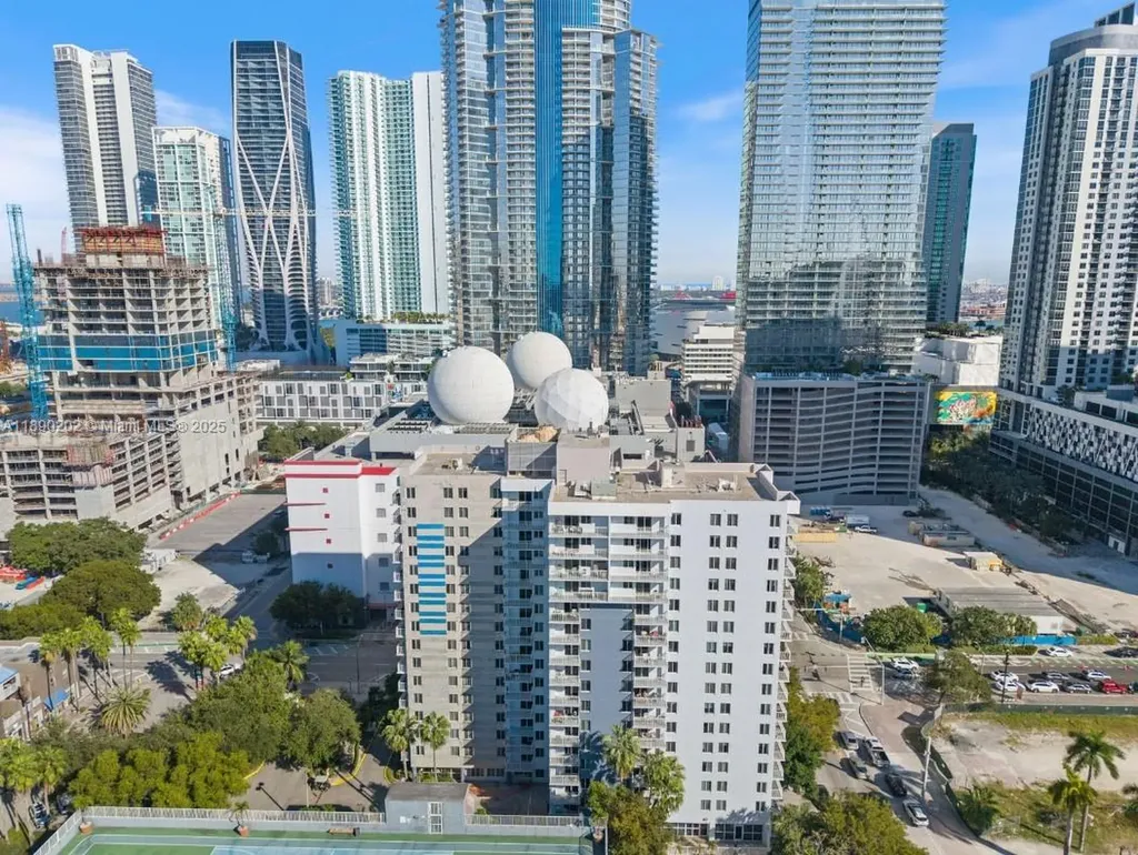 800 N Miami Avenue Miami FL 33136