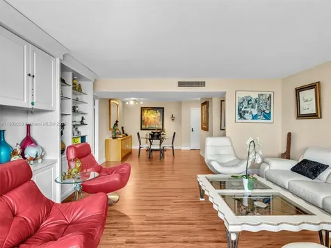 600 Biltmore Way Coral Gables FL 33134
