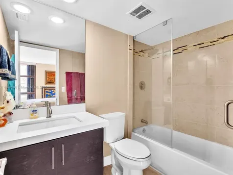 600 Biltmore Way Coral Gables FL 33134
