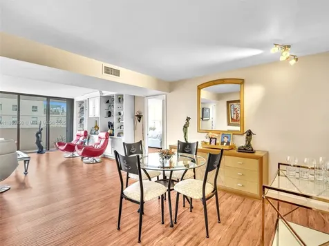 600 Biltmore Way Coral Gables FL 33134
