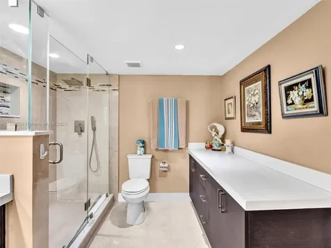 600 Biltmore Way Coral Gables FL 33134