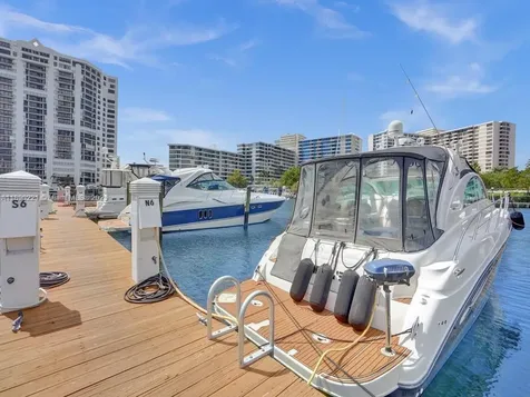 2667 S Parkview Drive Hallandale Beach FL 33009
