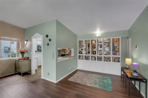2737 S Oakland Forest Drive Oakland Park FL 33309
