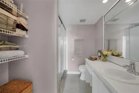 2737 S Oakland Forest Drive Oakland Park FL 33309