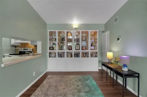 2737 S Oakland Forest Drive Oakland Park FL 33309