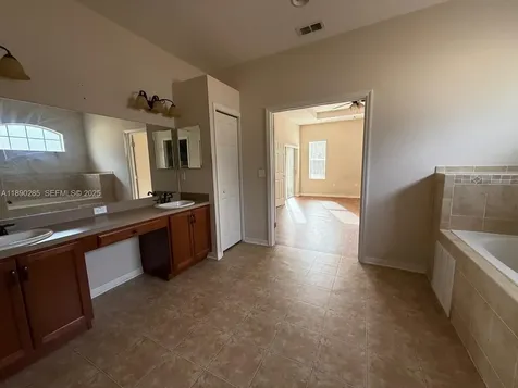 2974 Blackwater Oaks Drive Lakeland FL 33860