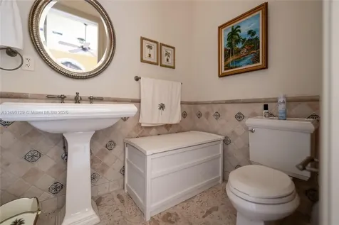 5785 SW 96th Street Pinecrest FL 33156