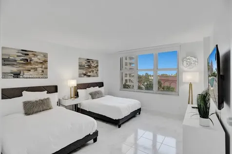 5161 Collins Avenue Miami Beach FL 33140
